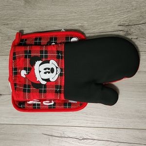 Disney Merry Christmas Mickey Mouse Oven Mitt Set
